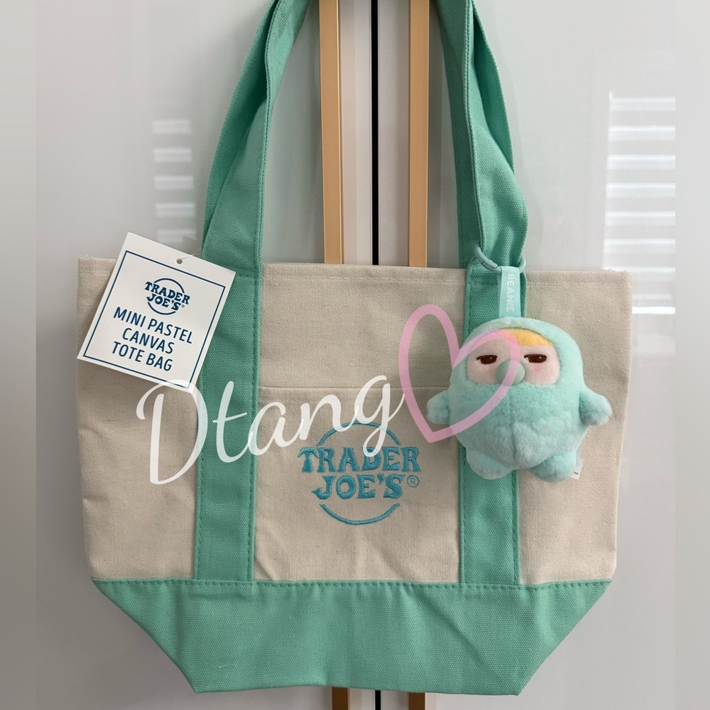 [SOLD‼️] Trader Joe's Mini Pastel Canvas Tote Bag with pucky bubble